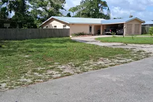 3303 S Ave S, Fort Pierce, FL 34947 - Photo 1