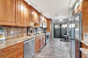 732 NE 12th Terrace, Boynton Beach, FL 33435 - Photo 18