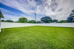 648 Eastwind Dr, North Palm Beach, FL 33408 - Photo 24