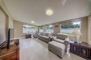 648 Eastwind Dr, North Palm Beach, FL 33408 - Photo 10