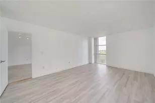 2350 NE 135th St, North Miami, FL 33181 - Photo 10