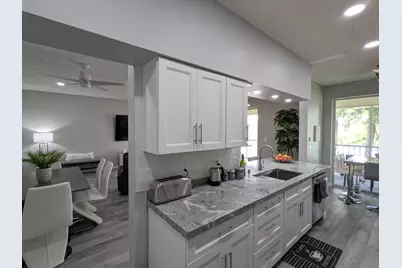 105 Half Moon Circle #F2, Hypoluxo, FL 33462 - Photo 14