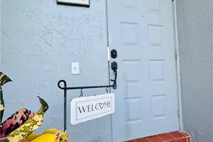 1168 NW 97th Ave, Pembroke Pines, FL 33024 - Photo 4