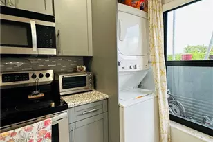 1168 NW 97th Ave, Pembroke Pines, FL 33024 - Photo 8