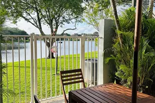 1168 NW 97th Ave, Pembroke Pines, FL 33024 - Photo 20