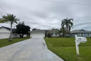 2755 SE Caladium Ave, Port Saint Lucie, FL 34952 - Photo 1