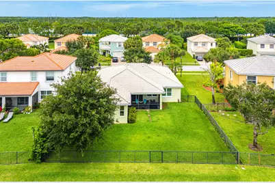 2404 Bellarosa Circle, Royal Palm Beach, FL 33411 - Photo 32
