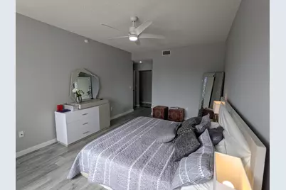 105 Half Moon Circle #F2, Hypoluxo, FL 33462 - Photo 6
