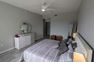 105 Half Moon Cir, Hypoluxo, FL 33462 - Photo 6