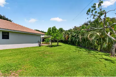 22491 Martella Avenue, Boca Raton, FL 33433 - Photo 76