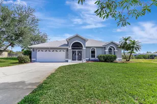 2704 SE Eagle Dr, Port Saint Lucie, FL 34984 - Photo 1