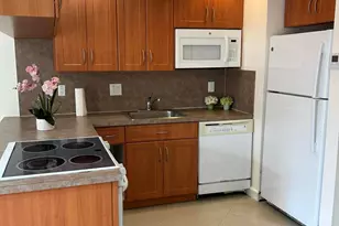 210 SE 9th St, Hallandale Beach, FL 33009 - Photo 2