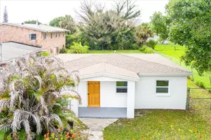 1110 N 22nd St, Fort Pierce, FL 34950 - Photo 2