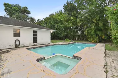 1019 Hickory Trail, Wellington, FL 33414 - Photo 18