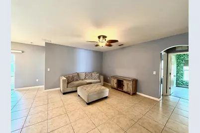 1269 SW Lexington Manor SW, Vero Beach, FL 32962 - Photo 10