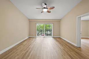 1100 S Crestwood Ct S, Royal Palm Beach, FL 33411 - Photo 4