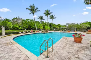1100 S Crestwood Ct S, Royal Palm Beach, FL 33411 - Photo 26