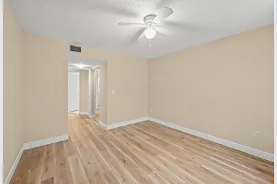1100 S Crestwood Ct S #1109, Royal Palm Beach, FL 33411 - Photo 18