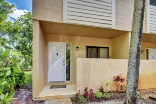 9270 NW 40th St, Coral Springs, FL 33065 - Photo 2