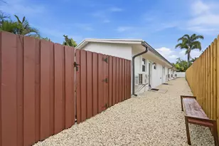 2308 NW 3rd Ave, Wilton Manors, FL 33311 - Photo 12