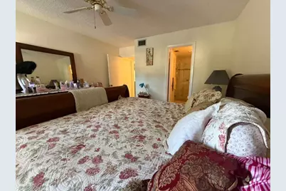 213 Pine Hov Circle #D2, Greenacres, FL 33463 - Photo 12