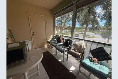 213 Pine Hov Circle #D2, Greenacres, FL 33463 - Photo 8