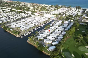209 Eagle Dr E, Briny Breezes, FL 33435 - Photo 14