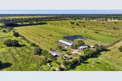 7230 77th Street, Vero Beach, FL 32967 - Photo 2