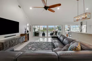 1560 Wilderness Rd, West Palm Beach, FL 33409 - Photo 10