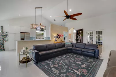 1560 Wilderness Road, West Palm Beach, FL 33409 - Photo 18
