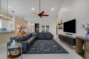 1560 Wilderness Rd, West Palm Beach, FL 33409 - Photo 12