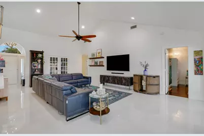 1560 Wilderness Road, West Palm Beach, FL 33409 - Photo 14