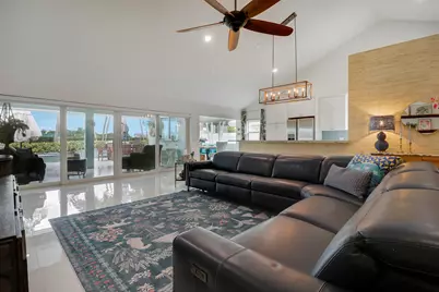 1560 Wilderness Road, West Palm Beach, FL 33409 - Photo 10