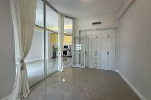 234 NE 3rd St, Miami, FL 33132 - Photo 8