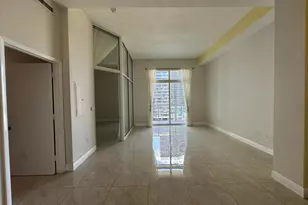 234 NE 3rd St, Miami, FL 33132 - Photo 2