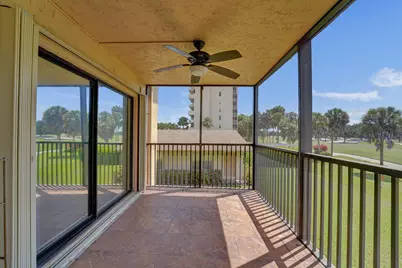 200 Jacaranda Country Club Drive #1b, Plantation, FL 33324 - Photo 10