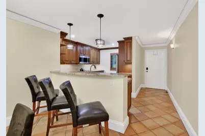 1202 S Lake Drive #105, Lantana, FL 33462 - Photo 12