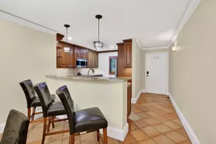 1202 S Lake Dr, Lantana, FL 33462 - Photo 12