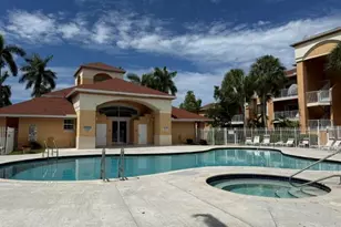 6900 SW 39th St, Davie, FL 33314 - Photo 2