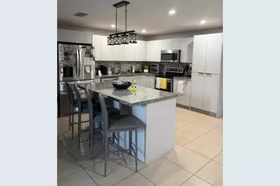 2934 NW 73rd Avenue, Fort Lauderdale, FL 33313 - Photo 4