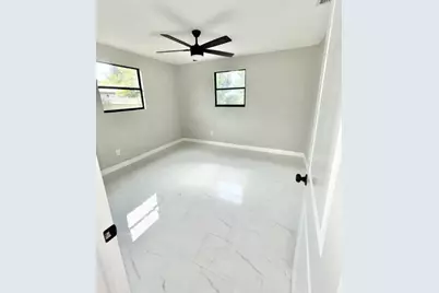 801 Central Avenue, Stuart, FL 34994 - Photo 6