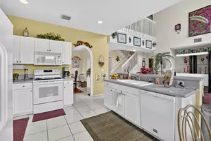 19425 SW 15th St, Pembroke Pines, FL 33029 - Photo 18
