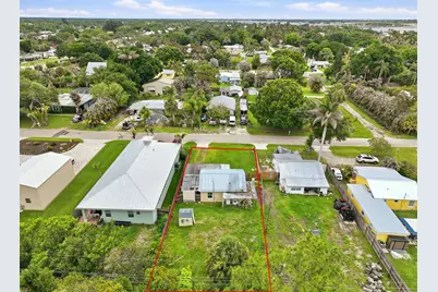 996 SW 34th Terrace, Palm City, FL 34990 - Photo 12