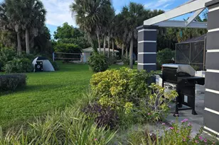 12231 Areaca Dr, Wellington, FL 33414 - Photo 14