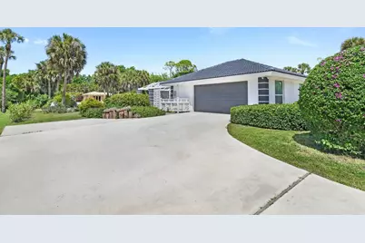 12231 Areaca Drive, Wellington, FL 33414 - Photo 2