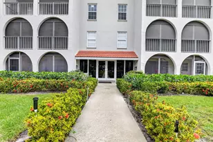 250 NE 20th St, Boca Raton, FL 33431 - Photo 30