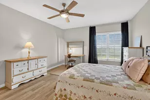 250 NE 20th St, Boca Raton, FL 33431 - Photo 18