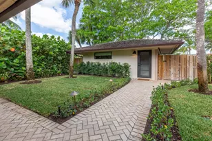 11669 Wimbledon Cir, Wellington, FL 33414 - Photo 30
