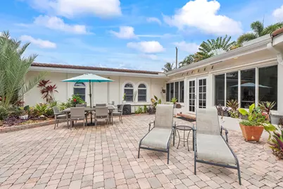 2501 NE 26th Terrace, Fort Lauderdale, FL 33305 - Photo 10