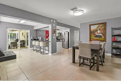 11249 Pine Valley Drive, Wellington, FL 33414 - Photo 10